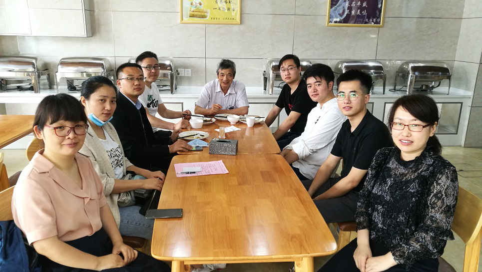 beat365官方网站通信工程专业安徽省高水平教学团队举行午餐会
