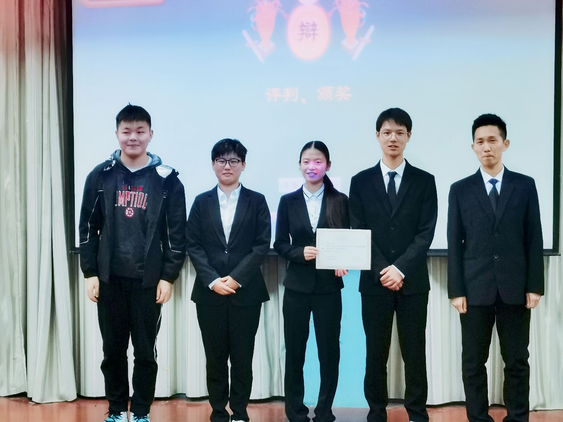 <strong>2020beat365官方网站土木工程学院逐鹿杯辩论赛总决赛 顺利举行</strong>
