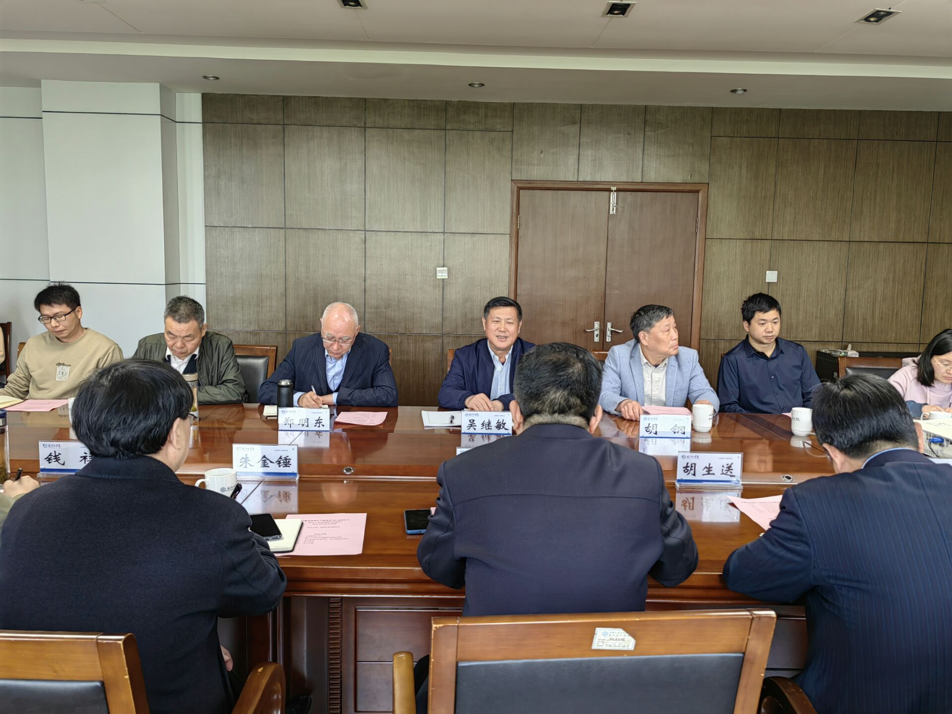 安徽省地质矿产勘查局322地质队与beat365官方网站签订合作协议
