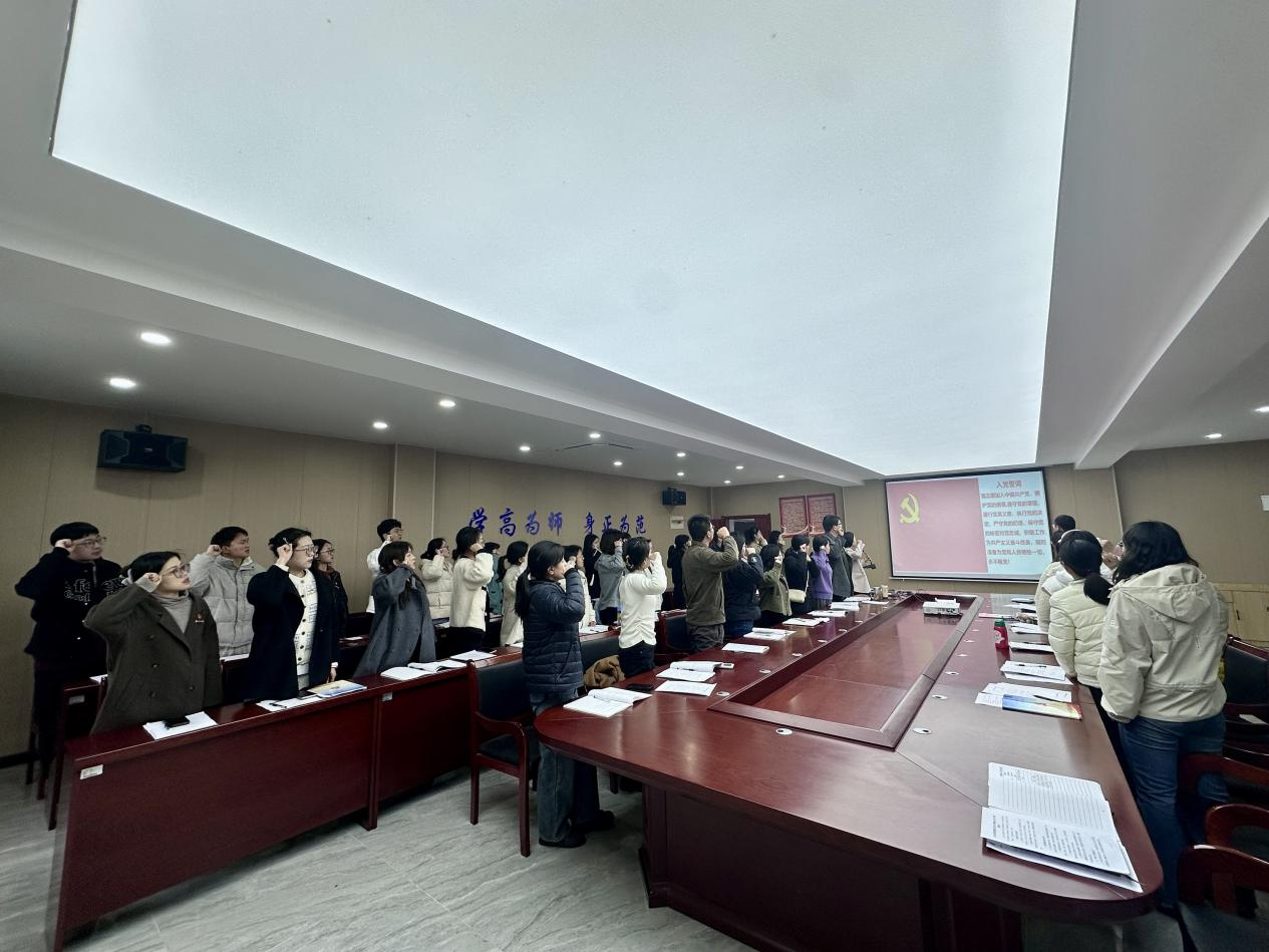 初心不忘  挺膺担当——beat365官方网站党员“双带”活动系列报道（一）